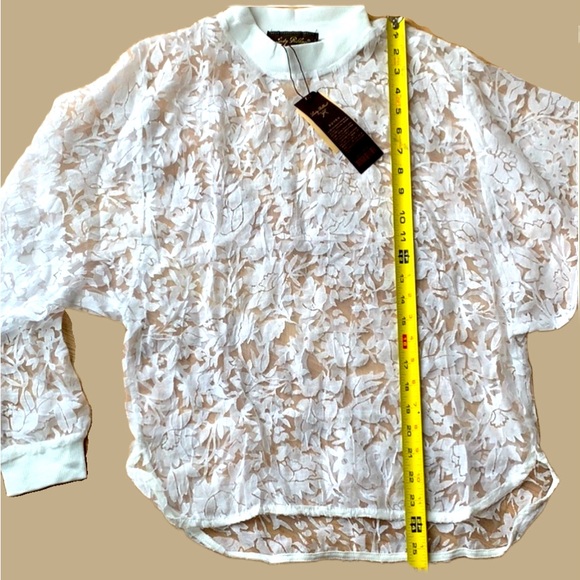 🌺Lady Ribbon NWT | New, White, Lace, Bat Wing, l/s, Small Top | Blouse🌸🌺 - Picture 6 of 11